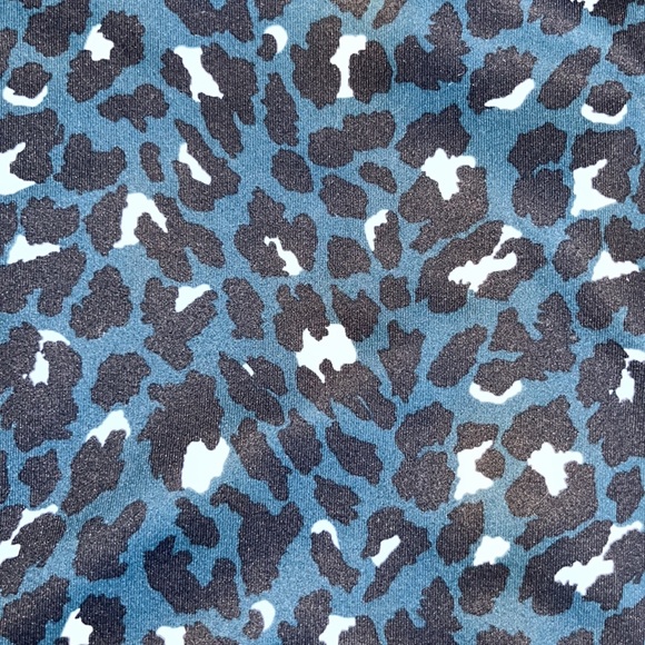 Zella | leopard print cropped leggings - Picture 3 of 6